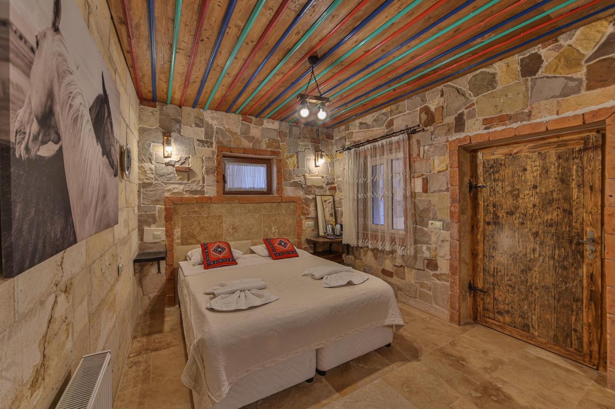 מלון גורמה Luwian Stone House מראה חיצוני תמונה