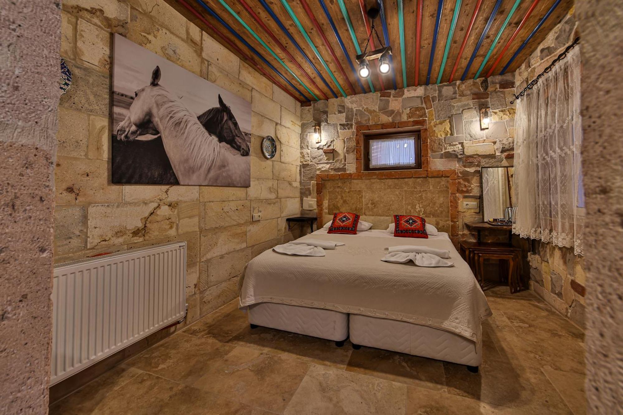 מלון גורמה Luwian Stone House מראה חיצוני תמונה