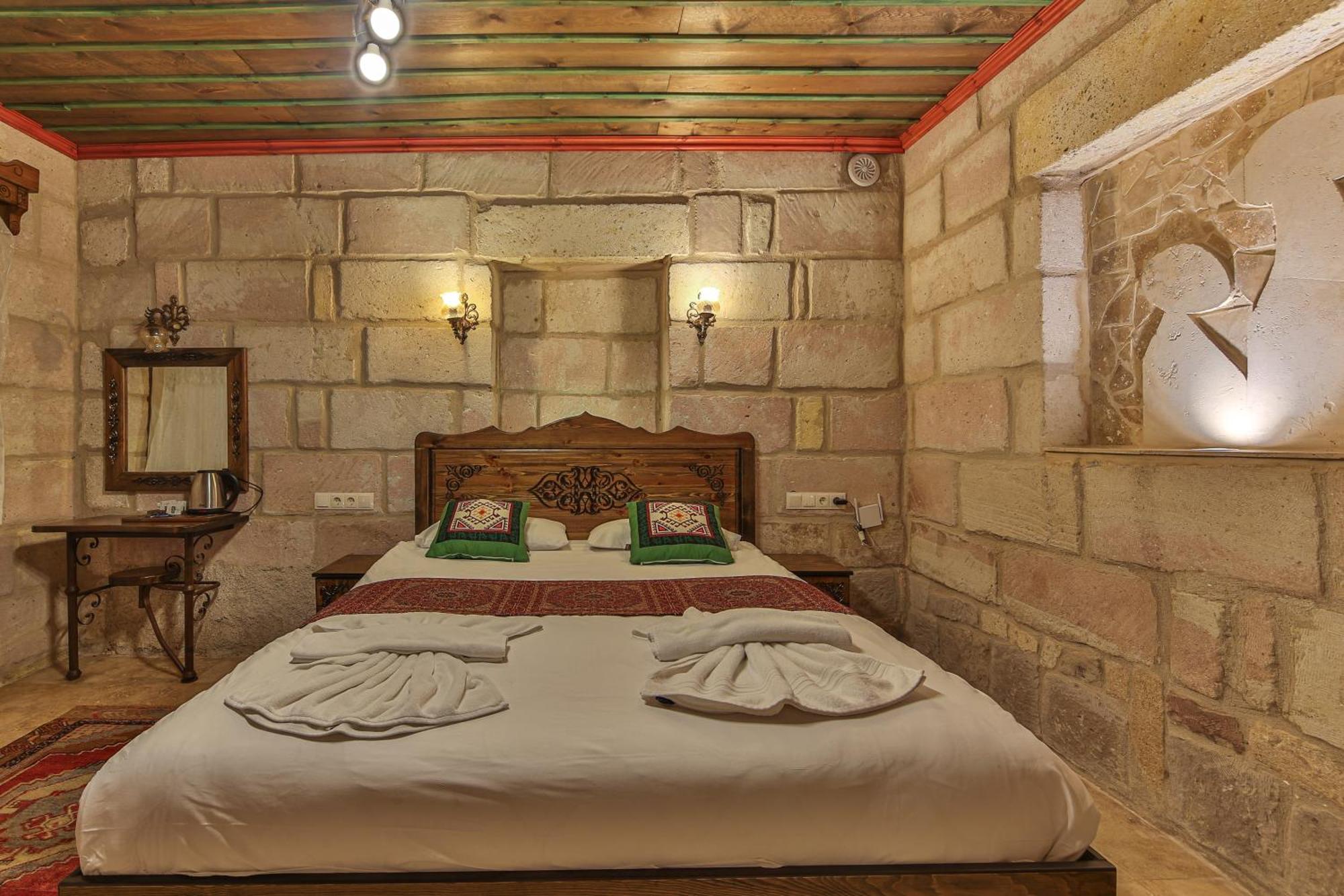 מלון גורמה Luwian Stone House מראה חיצוני תמונה